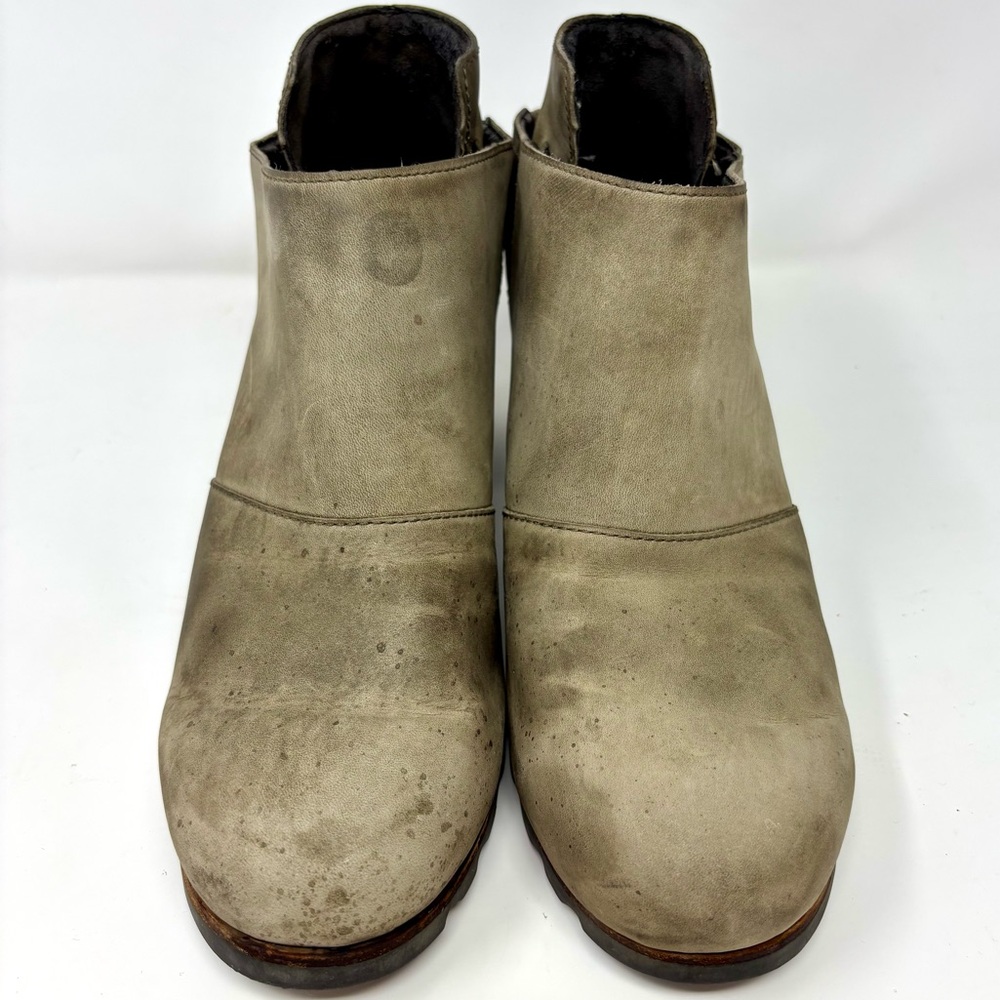 Sorel Addington Strap Chunky Heel Ankle Boots Gray Nubuck Leather Round Toe 9.5
